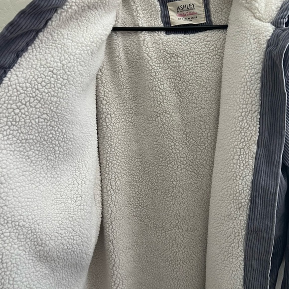 Ashley By 26 International Corduroy Jacket - Picture 8 of 10